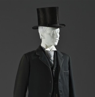 pullakkun-coat-and-vet-1880-