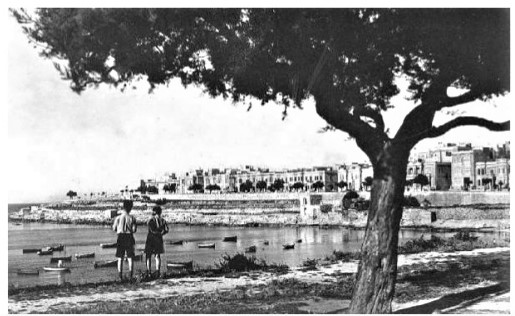 Exiles 1950 s sliema.jpg