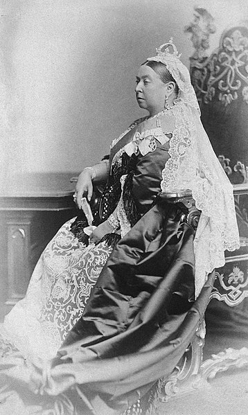 Queen_Victoria_1887