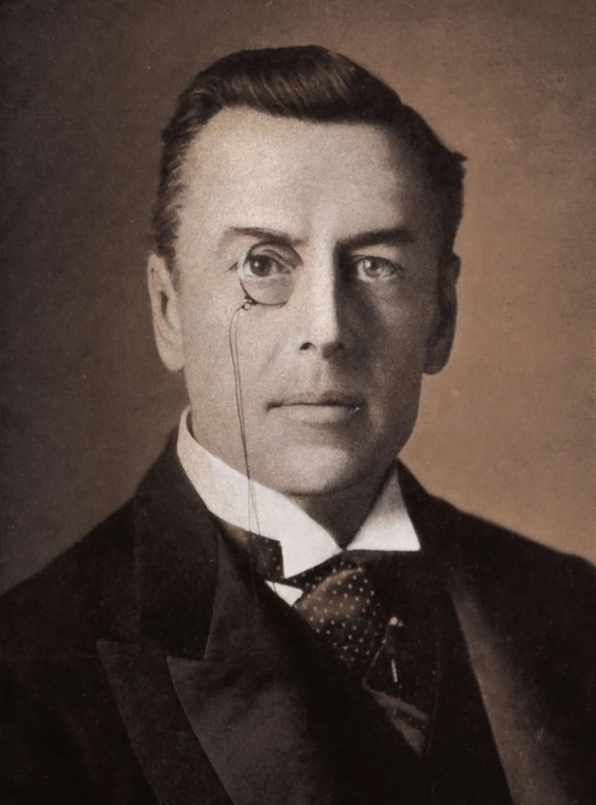 Joseph-Chamberlain-monocle-1900